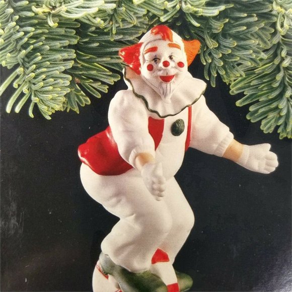 Vintage 1989 Hallmark Peppermint Clown Porcelain Christmas Tree Ornament Circus - Picture 1 of 7